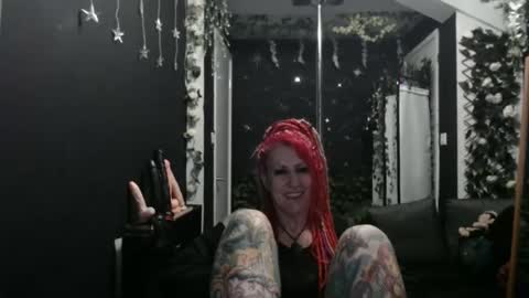 SaucySky online show from 02.16.25