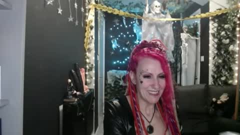 SaucySky online show from 10.18.25