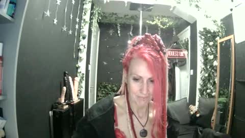 SaucySky online show from 05.11.26