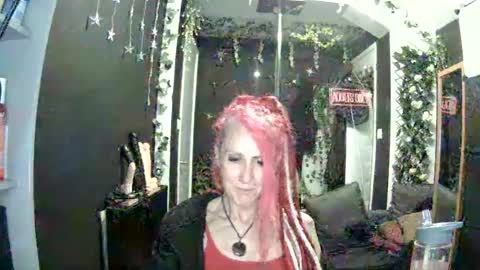 Snapshot of saucysky chatting on 06.16.26 SaucySky online show from 06.16.26