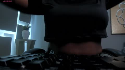 Snapshot of savannahstorm_ chatting on 09.29.25 S a v a n n a h online show from 09.29.25