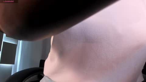 Snapshot of savannahstorm_ chatting on 11.06.25 S a v a n n a h online show from 11.06.25