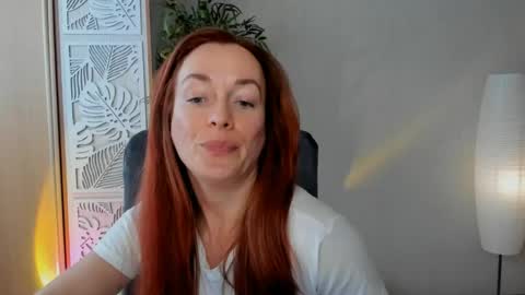 Snapshot of save_the_qween chatting on 03.08.26 save the qween online show from 03.08.26