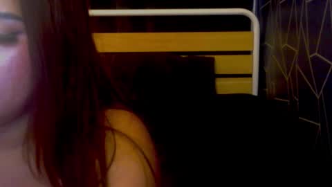 Snapshot of savina_sucker chatting on 11.19.25 savina_sucker online show from 11.19.25