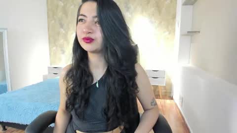 Snapshot of saya_amaretto1 chatting on 10.07.25 Saya Amaretto online show from 10.07.25