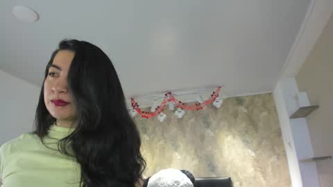 Snapshot of saya_amaretto1 chatting on 10.10.25 Saya Amaretto online show from 10.10.25