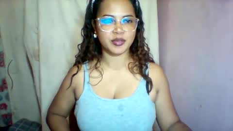 Snapshot of sayah_69 chatting on 06.01.26 sayah_69 online show from 06.01.26