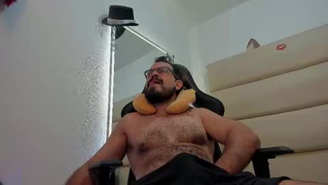 sebastian   muscleman  daddy   the better  latin  lover   online show from 11.19.25