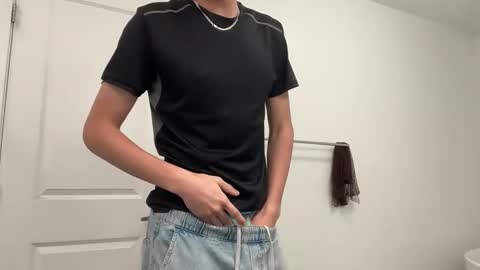 sbouchikh03 online show from 12.23.25