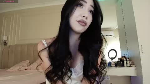 Snapshot of scamelia chatting on 06.28.26 scamelia online show from 06.28.26