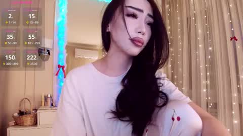 Snapshot of scamelia chatting on 07.07.26 scamelia online show from 07.07.26