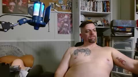 Snapshot of scarecrow2wm chatting on 02.21.26 Kent Clark online show from 02.21.26