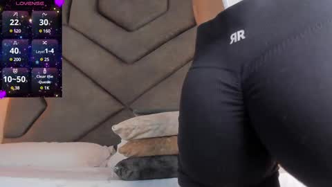 Snapshot of scarleett_johansson chatting on 03.06.25 Scarlett online show from 03.06.25