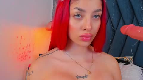 scarleett jones online show from 02.19.25