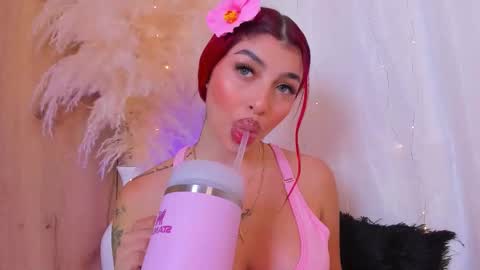 scarleett jones online show from 10.11.25