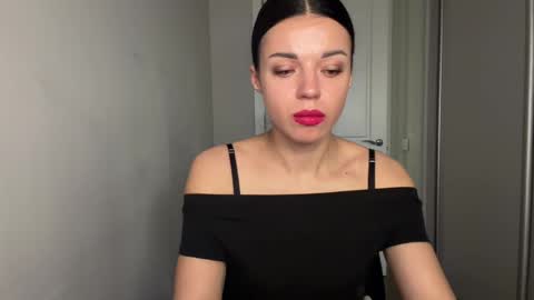 Snapshot of scarlet_daisy_ chatting on 05.01.26 Sophie online show from 05.01.26
