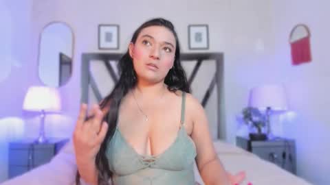 Claudia  online show from 03.05.26