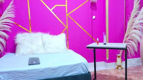 Scarlet online show from 02.07.26