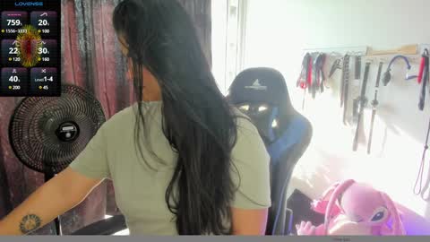 scarlet taylor kennedy online show from 01.12.25