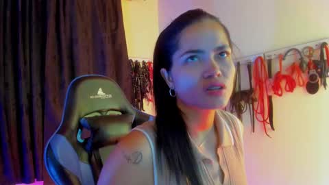 scarlet taylor kennedy online show from 10.07.25