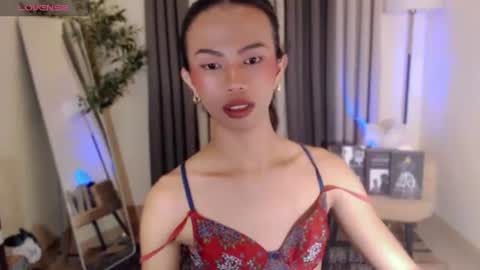 Scarlet online show from 06.18.26