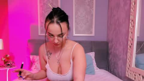 Scarlet online show from 02.28.26