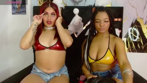 Snapshot of scarletandroxanecs chatting on 10.16.25 scarlet and roxane online show from 10.16.25