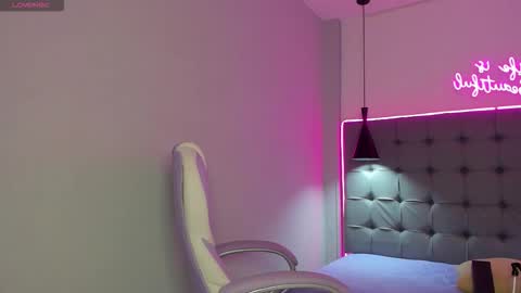 scarlet online show from 02.10.26