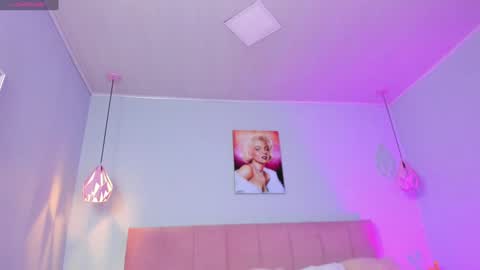 Scarlet  online show from 01.17.25