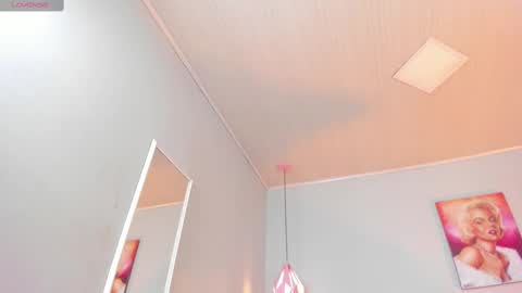 Scarlet  online show from 02.13.25