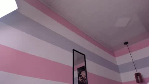 Scarlet  online show from 09.13.25