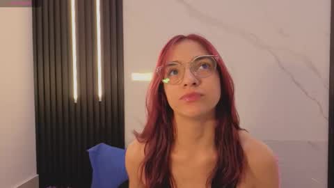 Snapshot of scarleth_red_ chatting on 10.23.25 I am Scarleth Check mi profile online show from 10.23.25