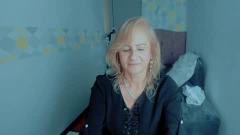 S C A R L E T online show from 01.09.25