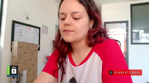 Snapshot of scarlett77_ chatting on 04.30.26 Scarletland welcome online show from 04.30.26