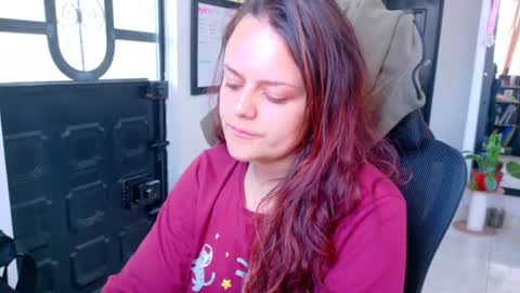 Snapshot of scarlett77_ chatting on 07.28.26 Scarletland welcome online show from 07.28.26