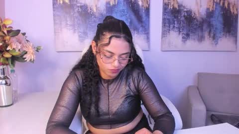Snapshot of scarlett__2 chatting on 03.28.26 Scarlett online show from 03.28.26