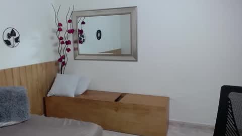 scarlett_adams__ online show from 05.19.26