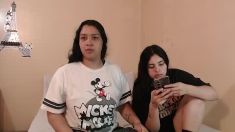 Scarlett and Jazmin online show from 07.05.26