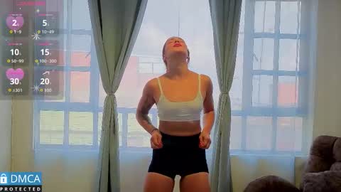 Snapshot of scarlett_fire5 chatting on 11.14.25 scarlett_fire5 online show from 11.14.25