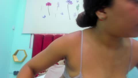 Snapshot of scarlett_fox20 chatting on 05.22.26 scarlett_fox20 online show from 05.22.26