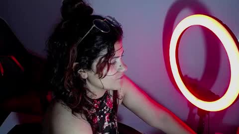 Snapshot of scarlett_jhonson_ch chatting on 04.29.26 scarlett_jhonson_ch online show from 04.29.26