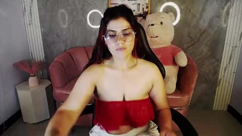 Snapshot of scarlett_jhonson_ch chatting on 05.15.26 scarlett_jhonson_ch online show from 05.15.26