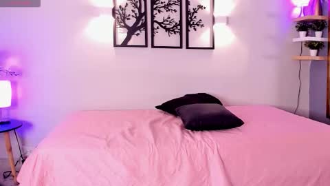 Scarlett Johs online show from 11.06.25