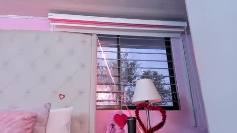 Snapshot of scarlett_leblanc_ chatting on 02.12.26 scarlett_leblanc_ online show from 02.12.26