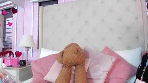 Snapshot of scarlett_leblanc_ chatting on 03.02.26 scarlett_leblanc_ online show from 03.02.26