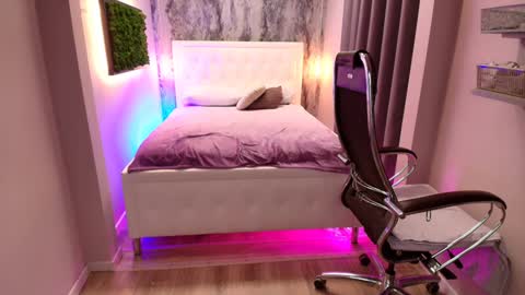 Scarlett online show from 01.23.25