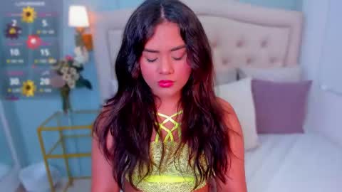 Scarlett  online show from 09.18.25