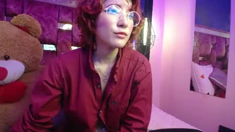 Snapshot of scarlett_squerit chatting on 07.28.26 scarlett_squerit online show from 07.28.26