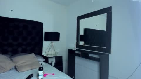 Snapshot of scarlette_15 chatting on 03.08.25 Scarlette online show from 03.08.25