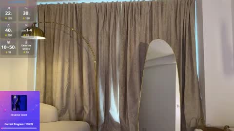 Scarlett Moonmuse online show from 04.06.26